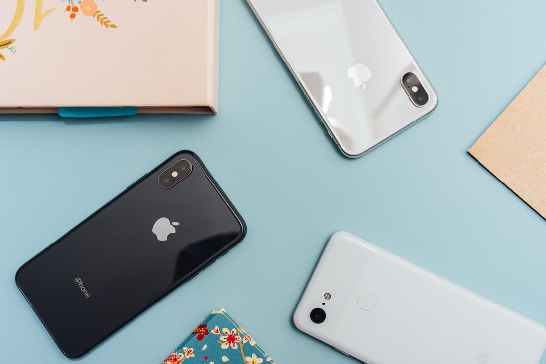 皇冠体育 APP 赛程与阵容界面示意